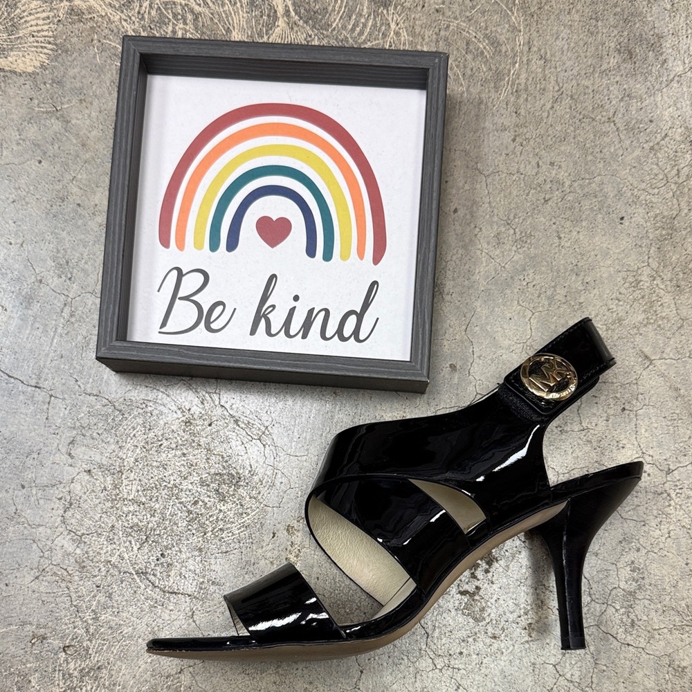 * MICHAEL KORS Joselle black patent leather sandals